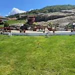 Elit Hotel 2*