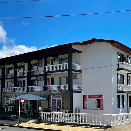 Elit Kızılağaç