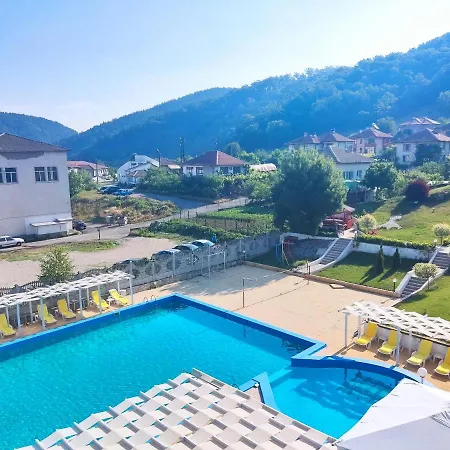 Otel Elit 2*