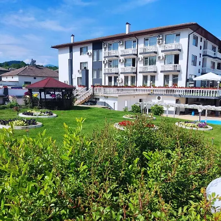 Хотел елит Кирково