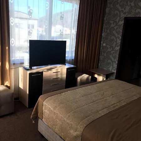 елит 2* Кирково