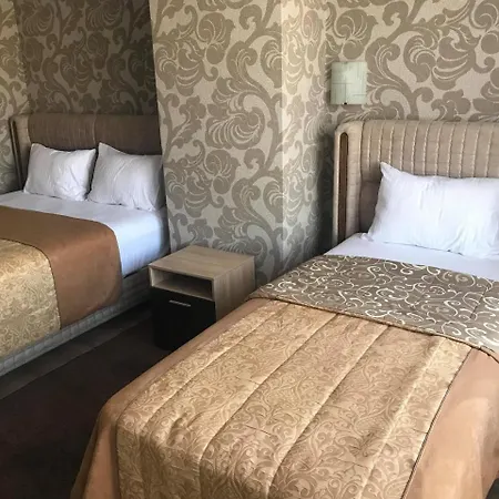 Hotell Elit 2*